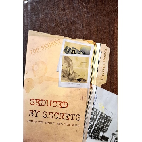 Seduced By Secrets. Inside The Stasi's Spy-Tech World